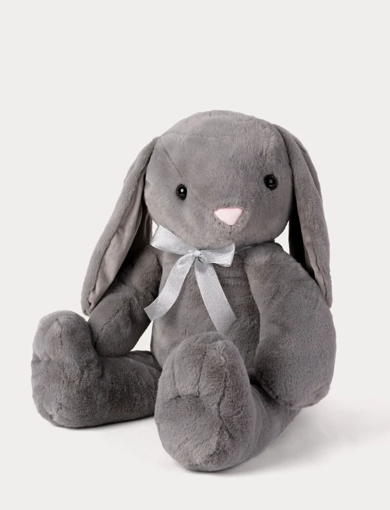 Olivia, Bunny, Big