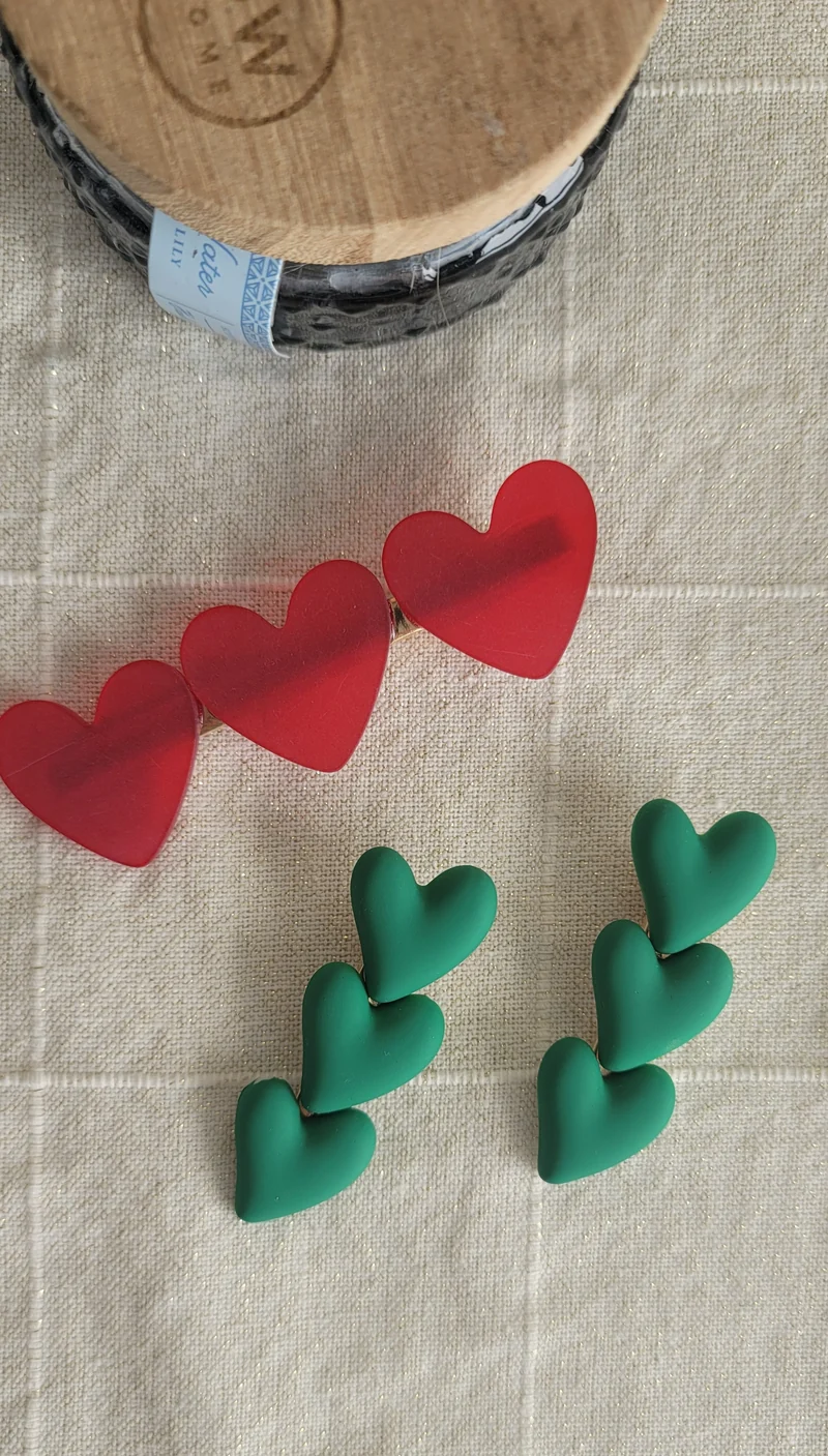 Green & red hearts