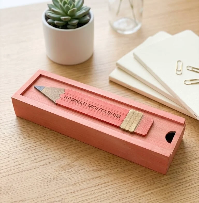 HAMNAH MOHTASHIM - Wooden Pencil Box with Sliding Top - Pink