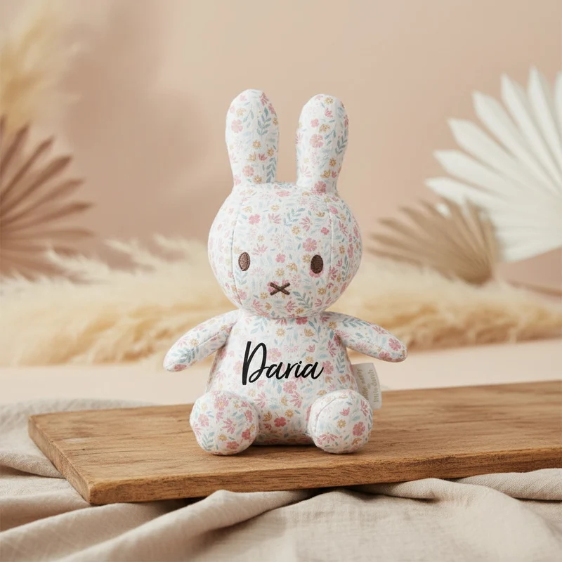 Miffy Kuscheltier Lucky Blossom All-over 20 cm personalisierbar