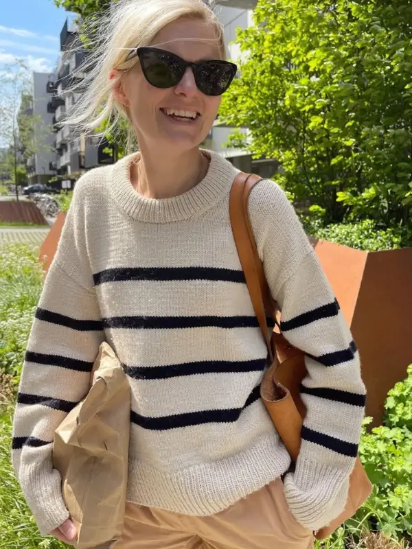 PetiteKnit Marseille Sweater – neulesetti Sandnes Garn Double Sunday