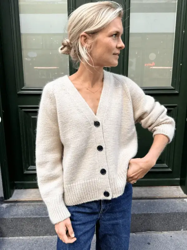 PetiteKnit Champagne Cardigan – neulesetti Double Sunday & Isager Silk Mohair