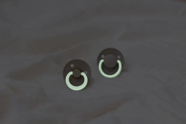 BIBS - GLOW in the Dark Pacifier (2 Pack)